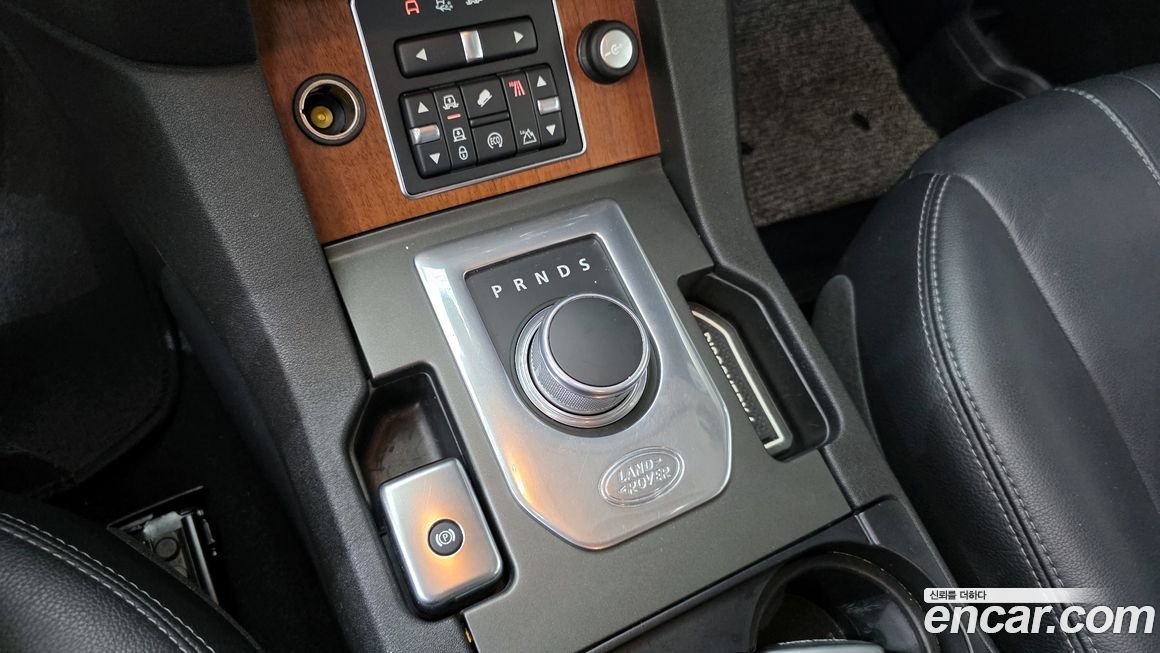 Land Rover Discovery 2015