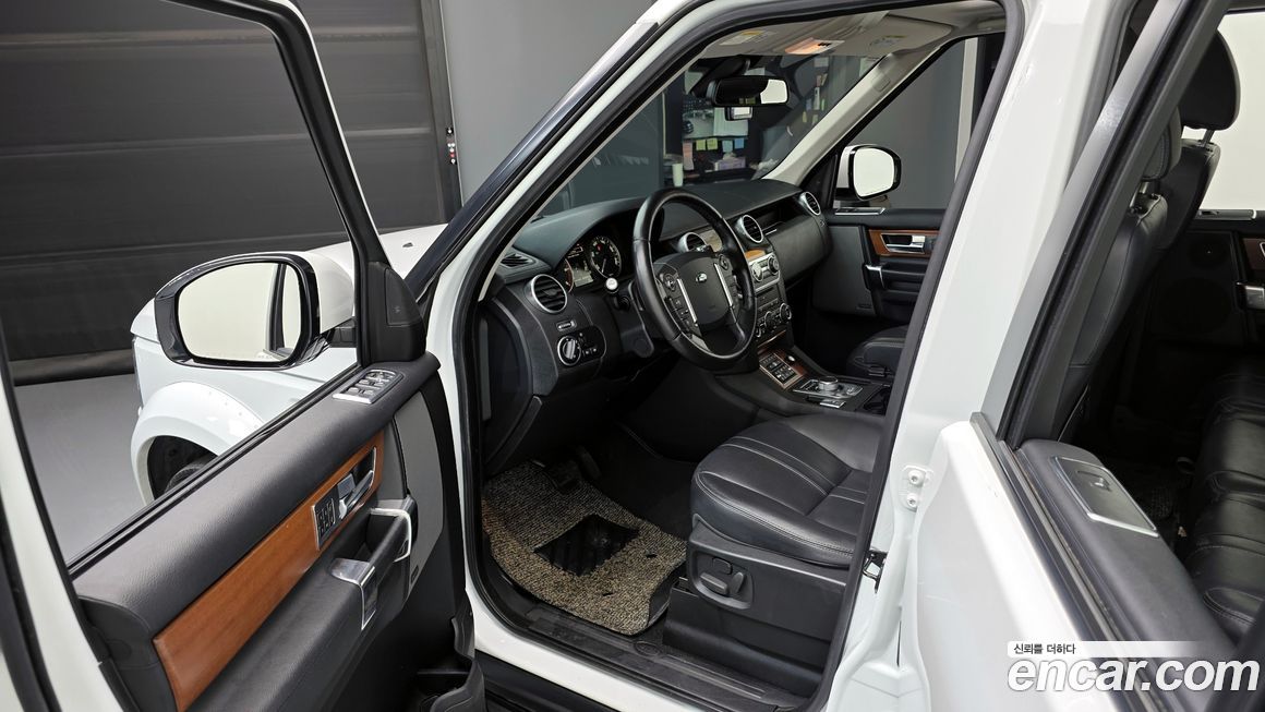 Land Rover Discovery 2015