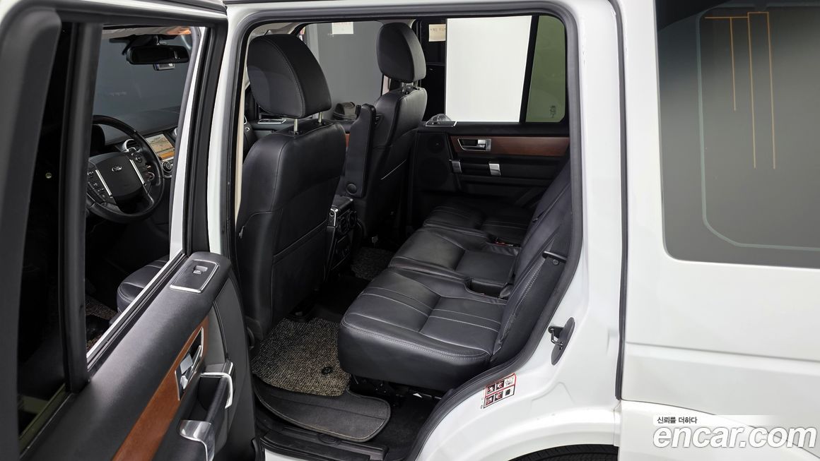 Land Rover Discovery 2015