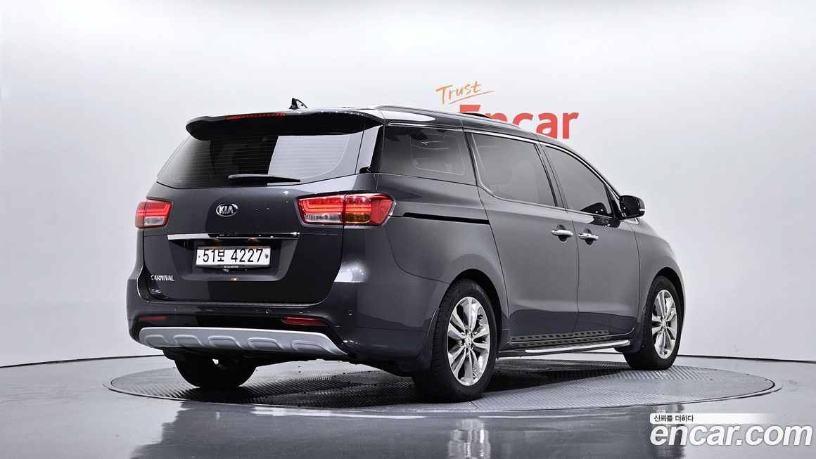 Kia Canival 2018