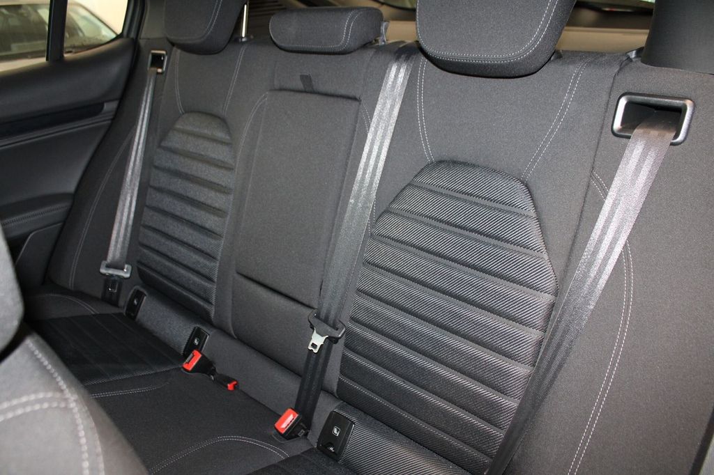 Alfa Romeo Stelvio 2023