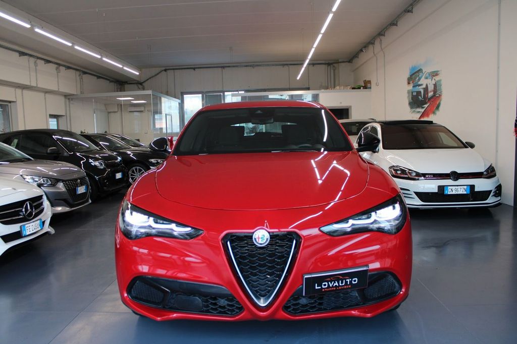 Alfa Romeo Stelvio 2023