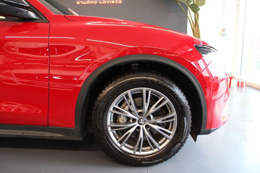 Alfa Romeo Stelvio 2023