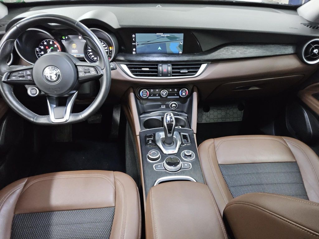 Alfa Romeo Stelvio 2020