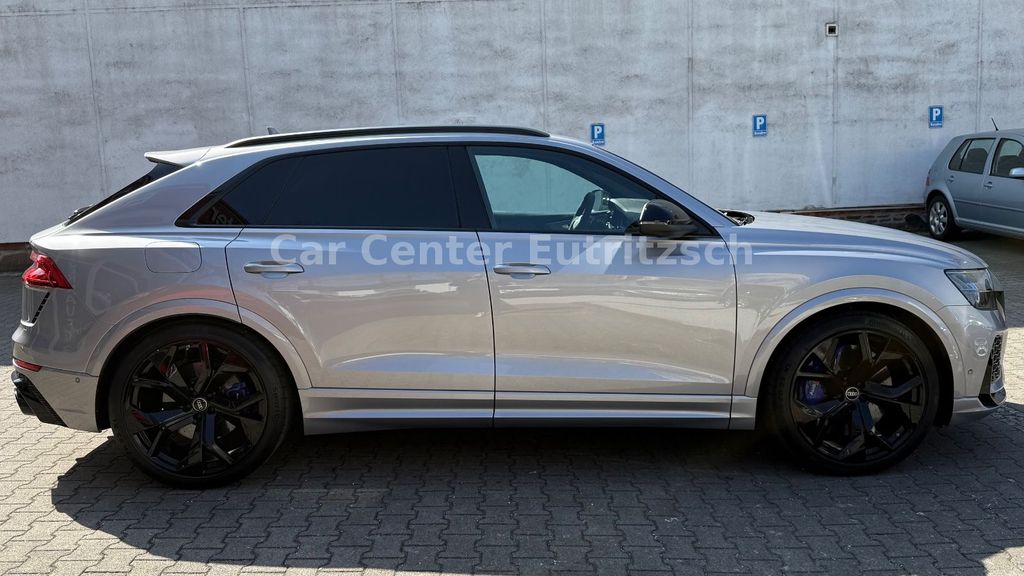 Audi RSQ8 2023