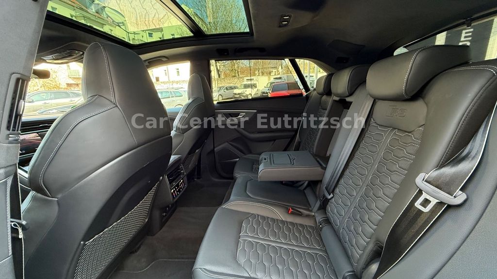 Audi RSQ8 2023