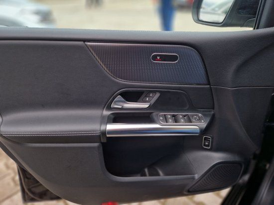 Mercedes-Benz B 200 2020