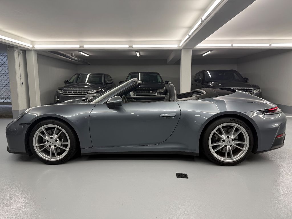 Porsche 992 2025