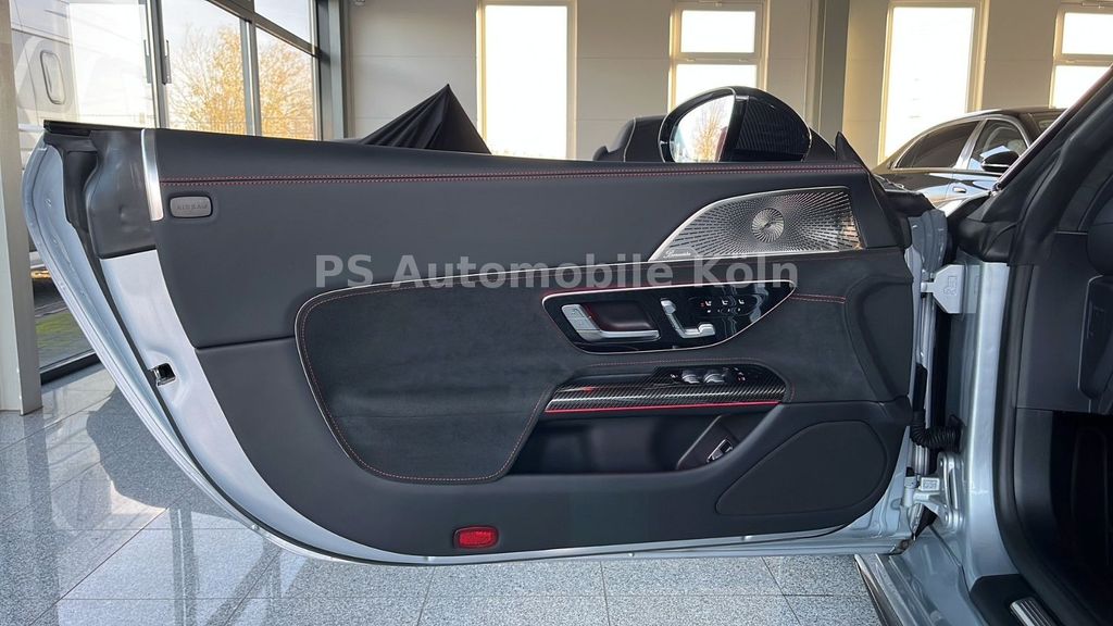 Mercedes-Benz SL 63 AMG 2025