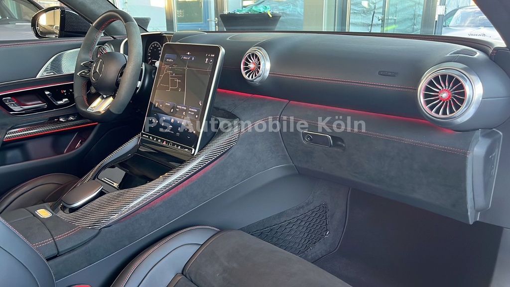 Mercedes-Benz SL 63 AMG 2025