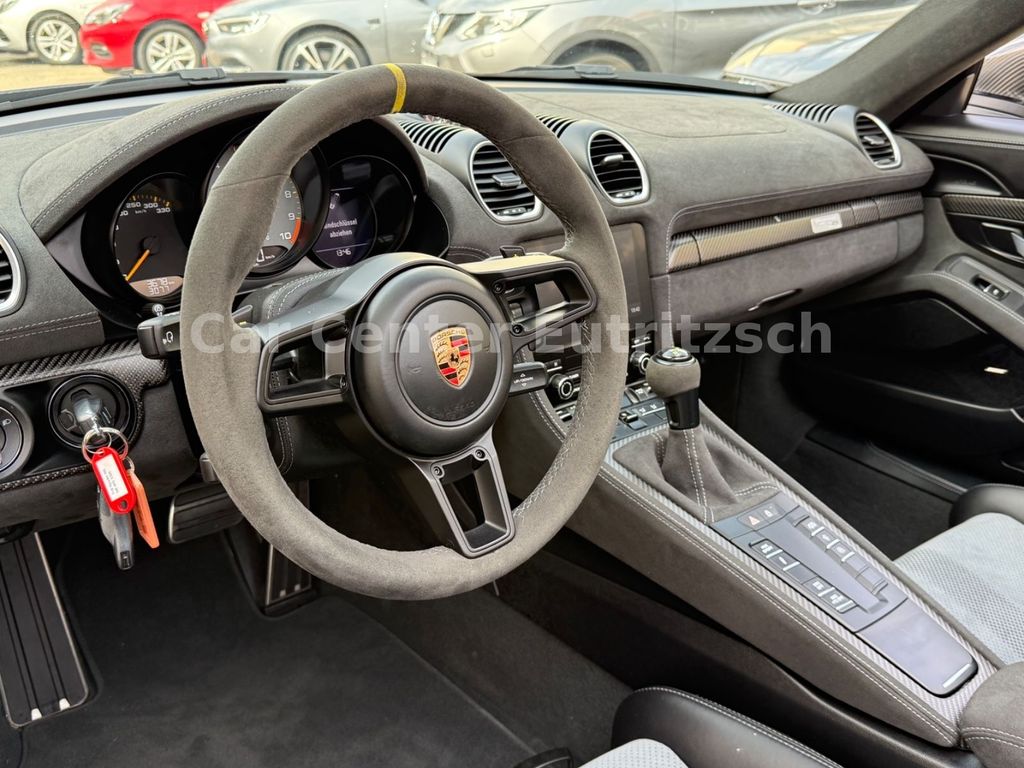 Porsche Boxster 2024