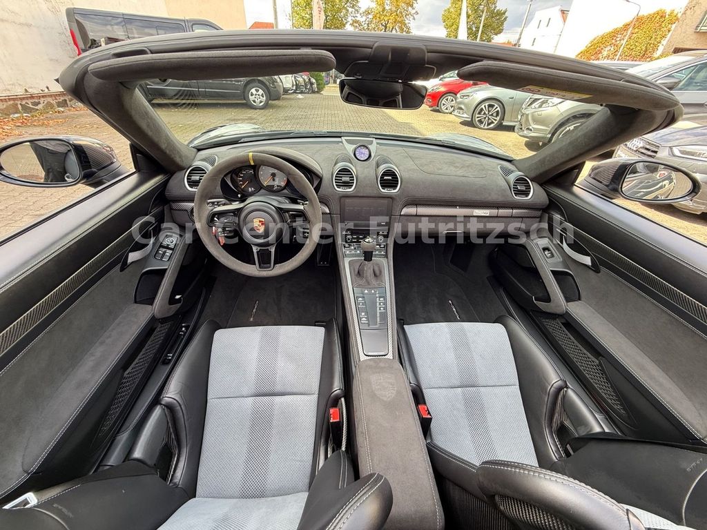 Porsche Boxster 2024