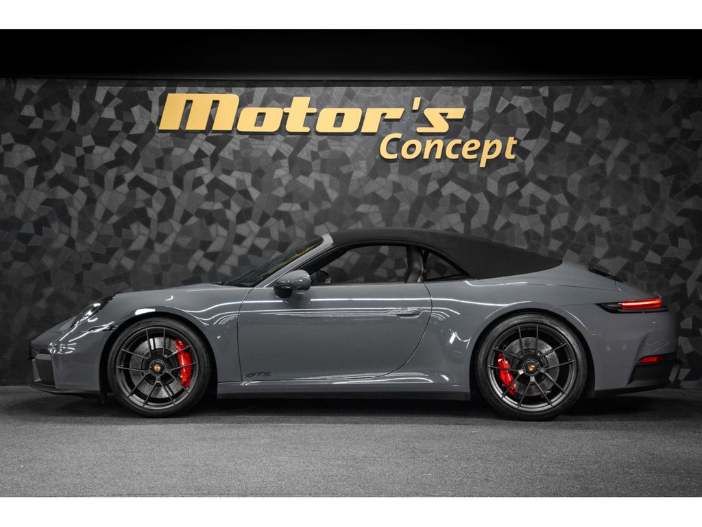 Porsche 992 2025