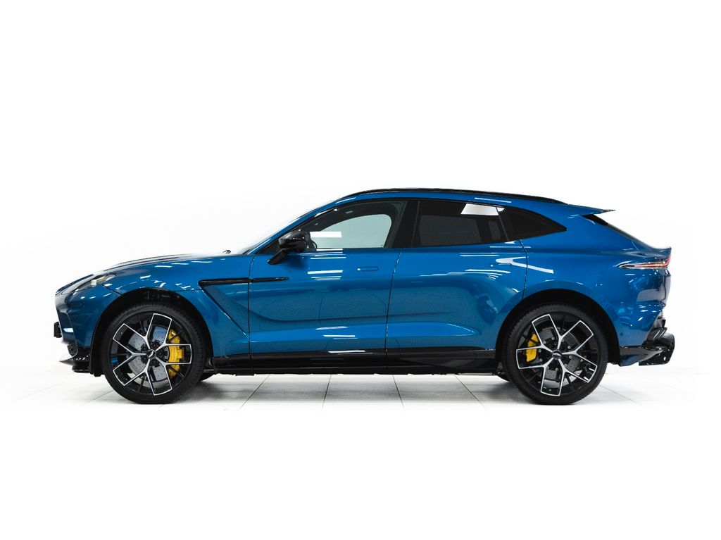 Aston Martin DBX 2024