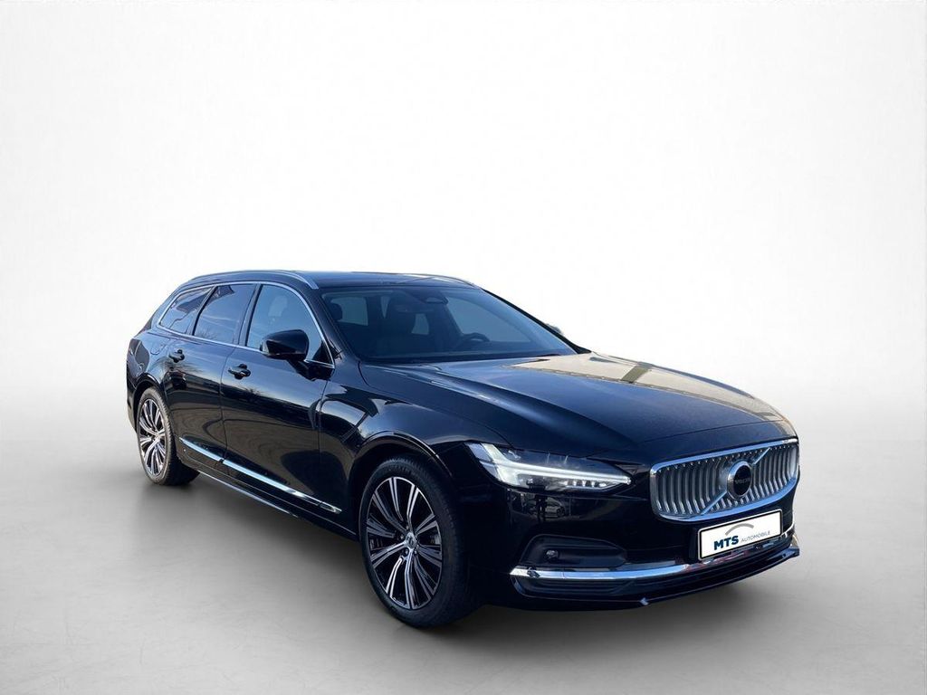 Volvo V90 2025