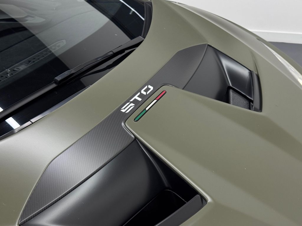 Lamborghini Huracán 2022