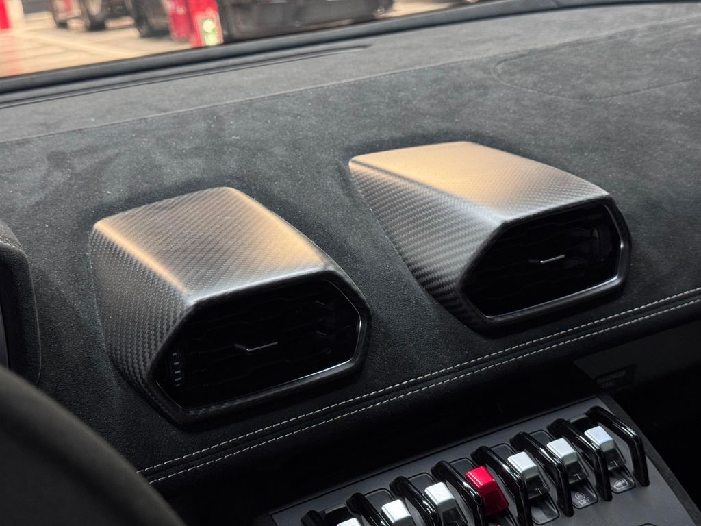 Lamborghini Huracán 2022