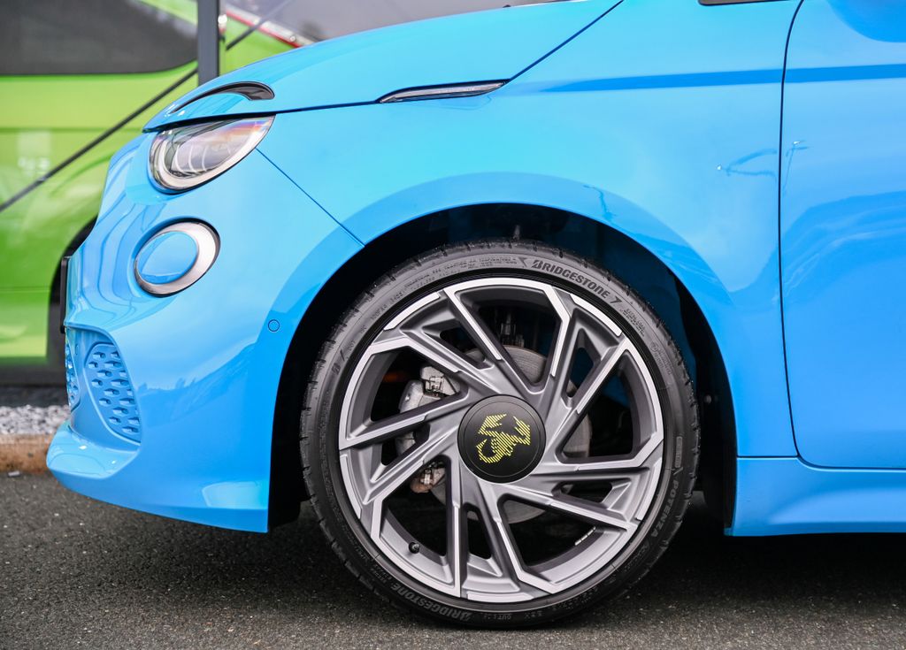 Abarth 500 2023