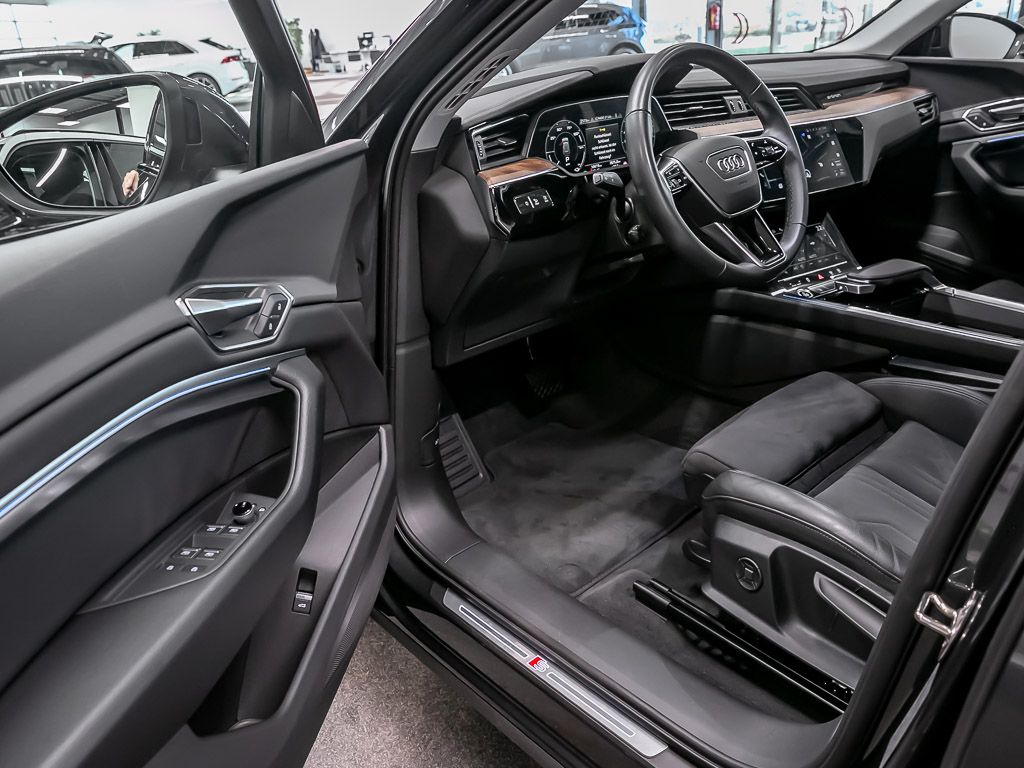Audi e-tron 2023