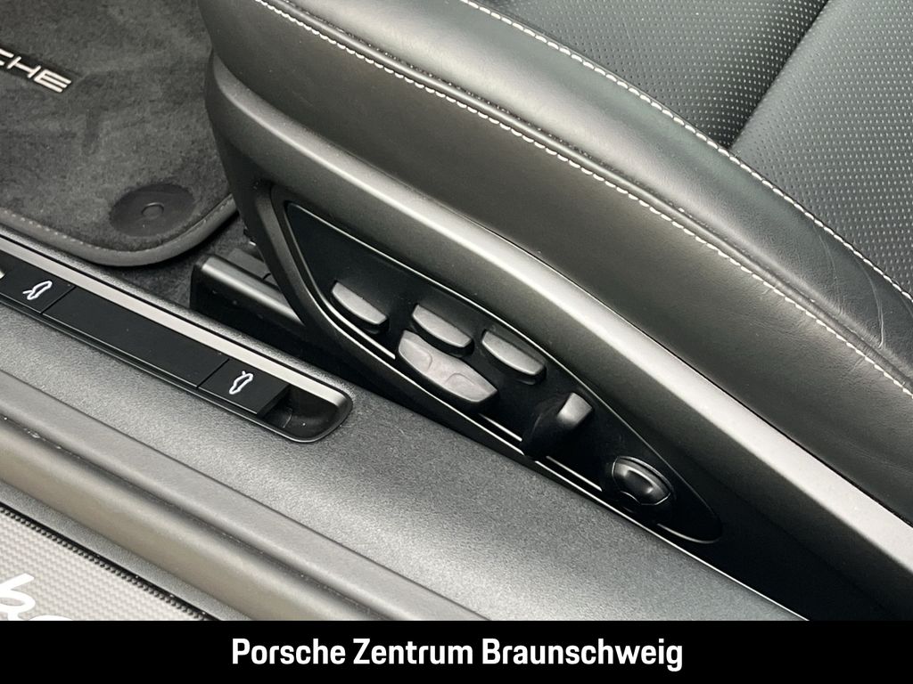 Porsche 992 2024