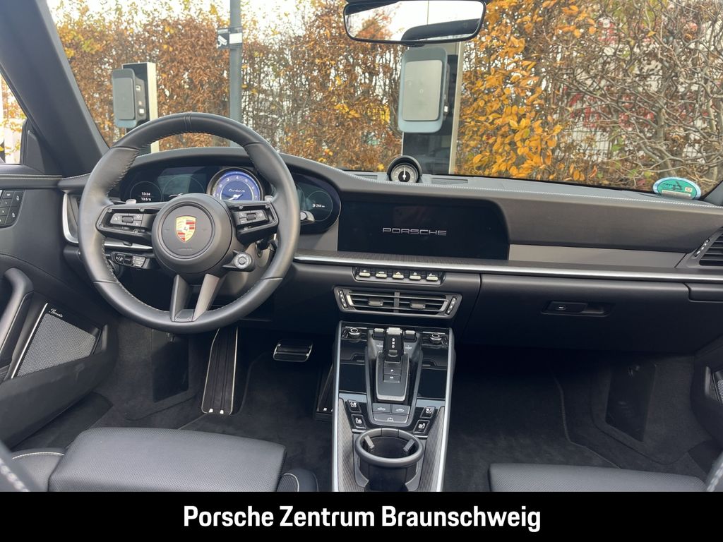 Porsche 992 2024