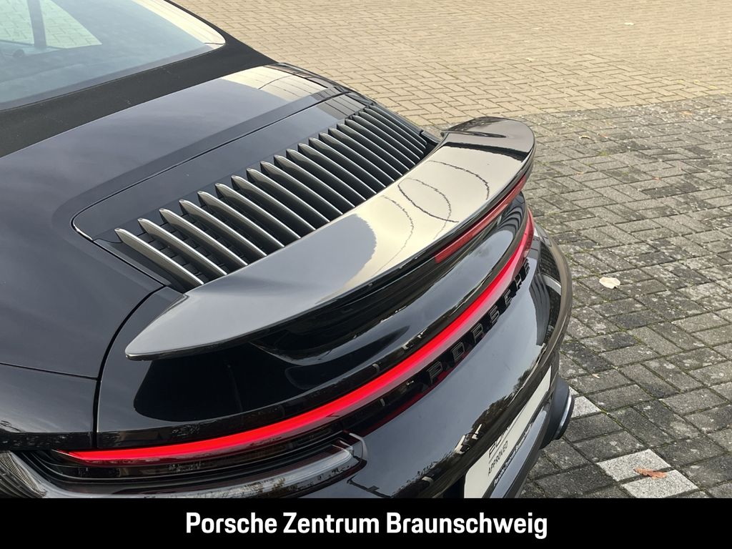 Porsche 992 2024