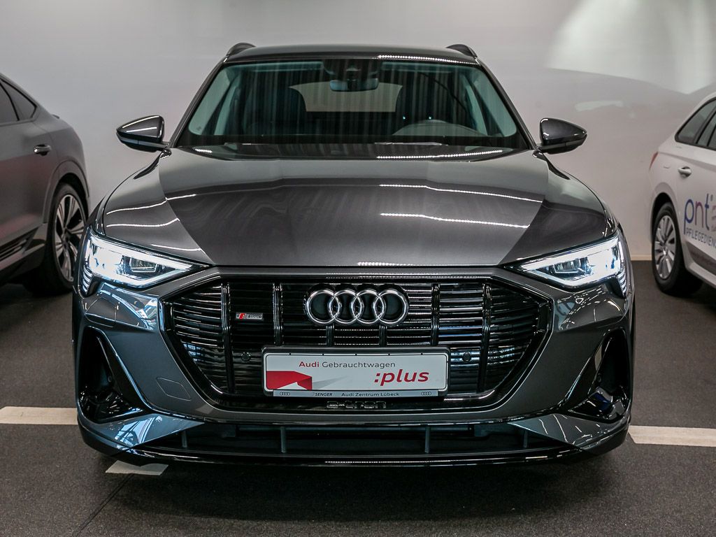 Audi e-tron 2023