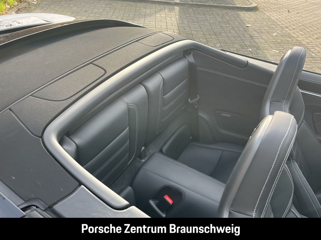 Porsche 992 2024