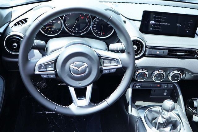 Mazda MX-5 2025