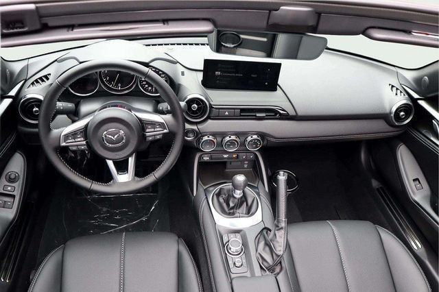 Mazda MX-5 2025