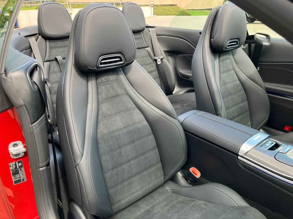 Mercedes-Benz CLE 200 2025