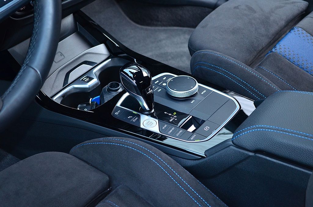 BMW 218 Gran Coupé 2024