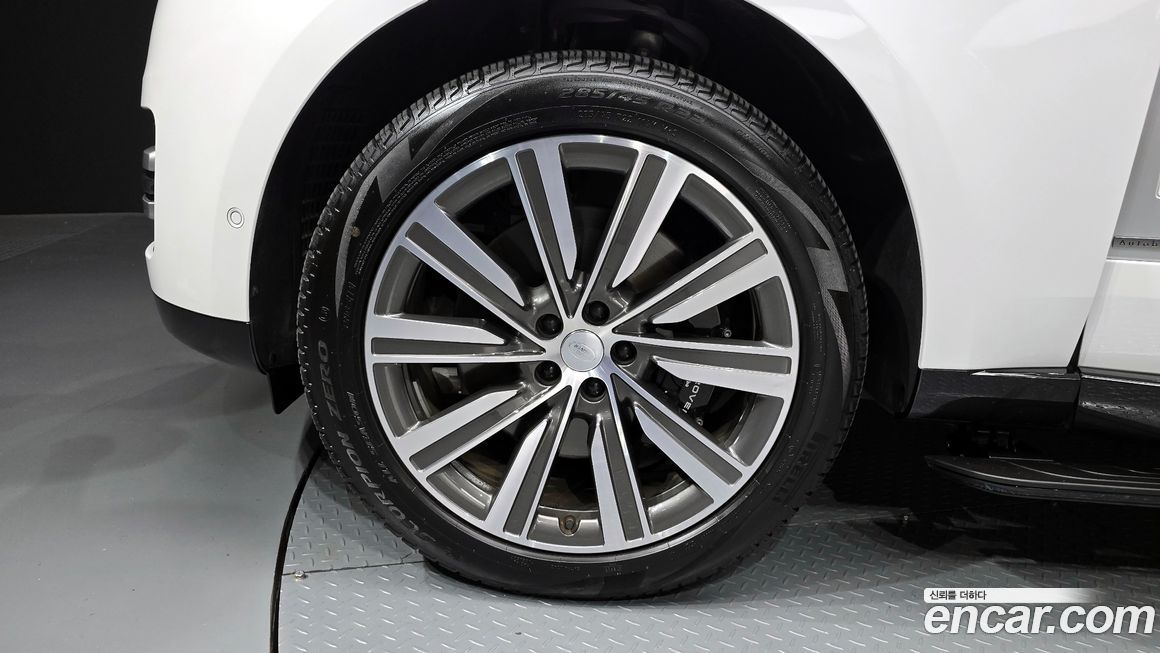 Land Rover Range Rover 2024