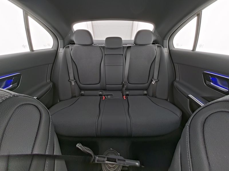 Mercedes-Benz C 220 2024