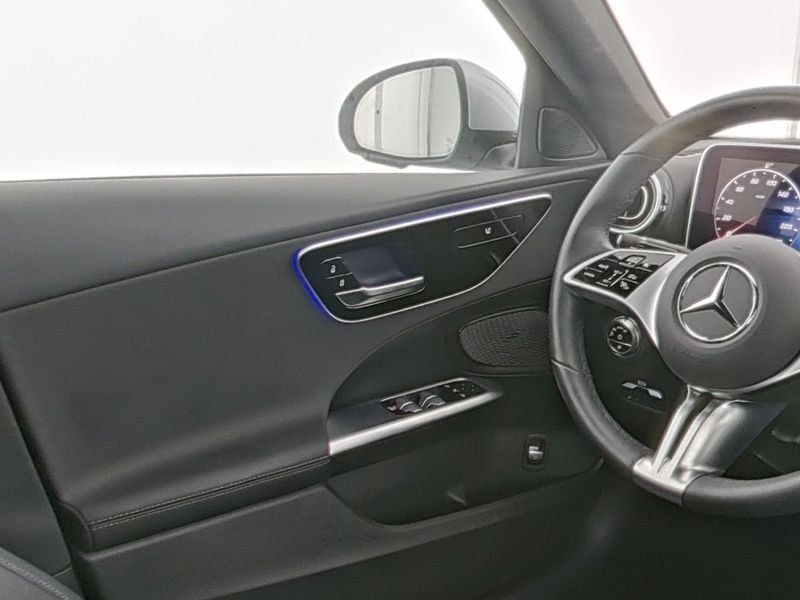 Mercedes-Benz C 220 2024
