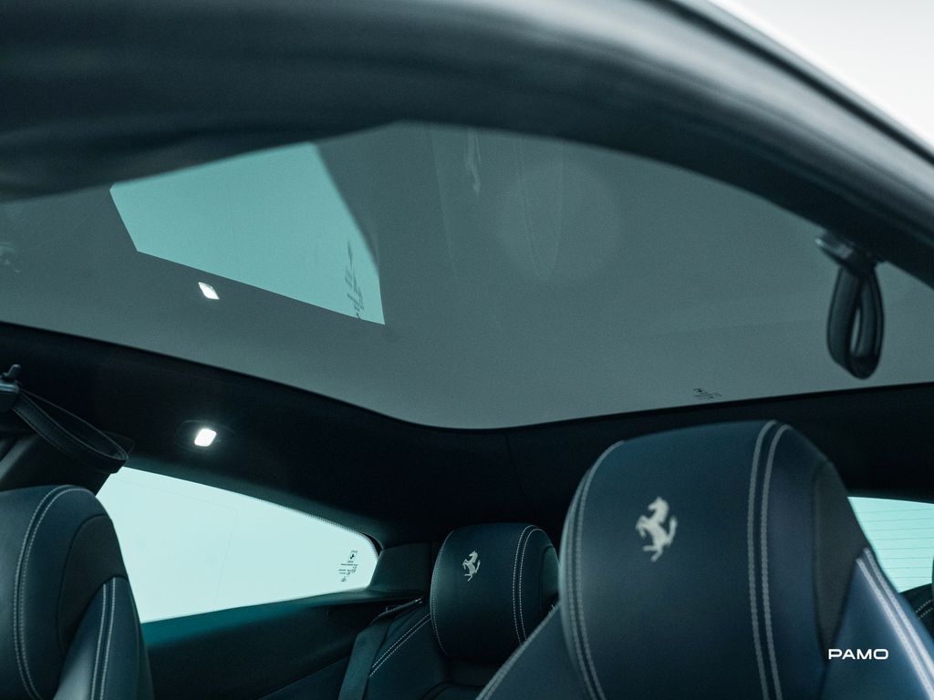 Ferrari GTC4Lusso 2016