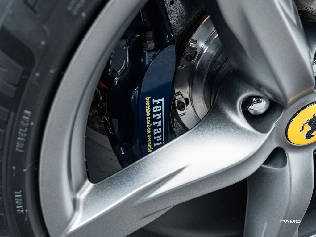 Ferrari GTC4Lusso 2016