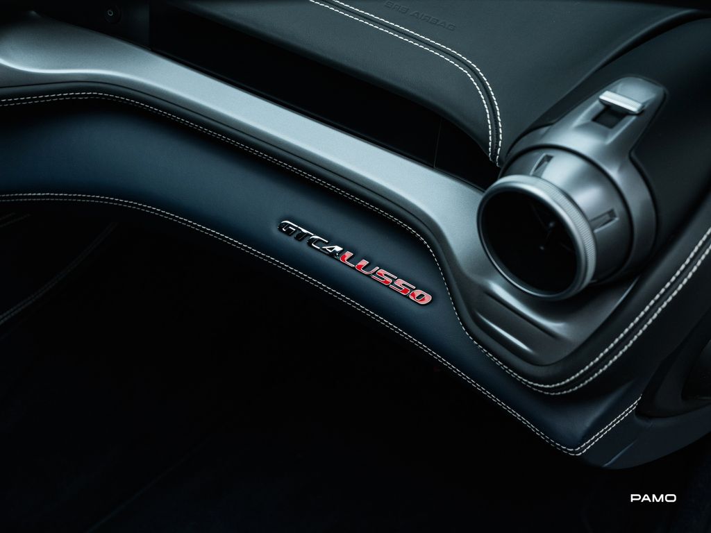 Ferrari GTC4Lusso 2016