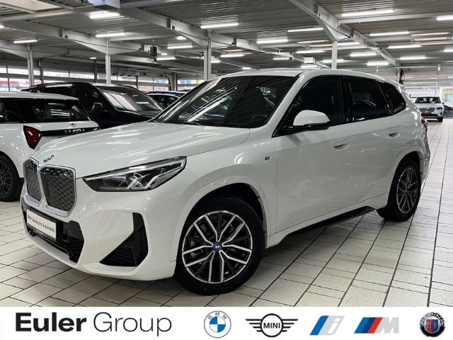 BMW iX1 2023