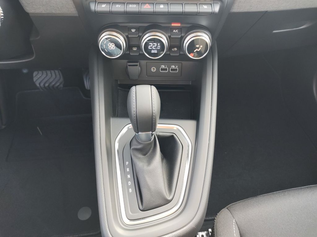 Mitsubishi Colt 2025