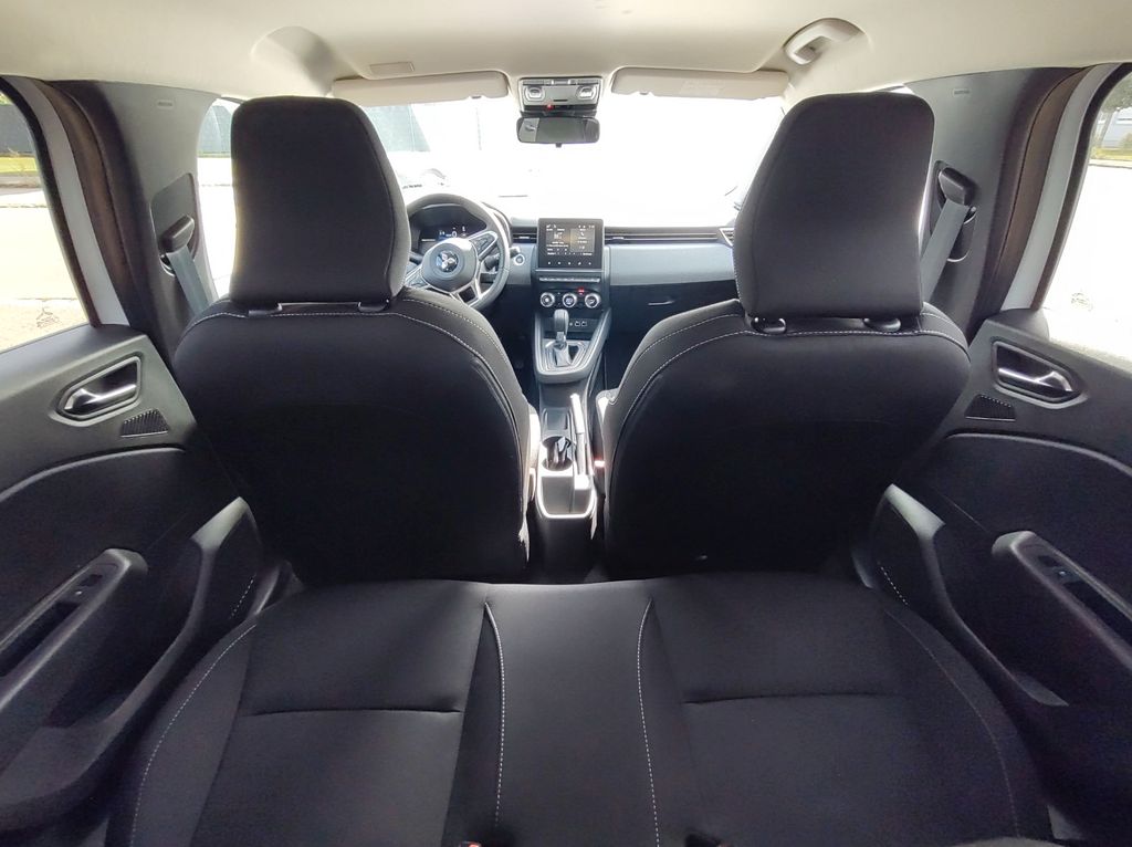 Mitsubishi Colt 2025