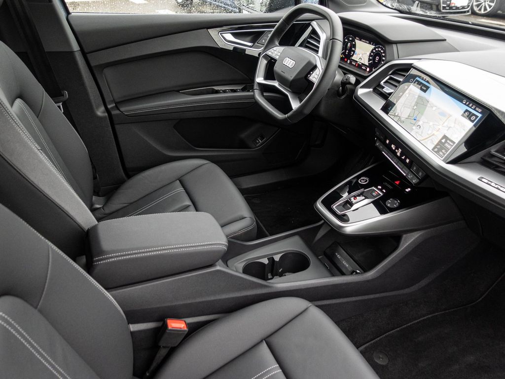 Audi Q4 e-tron 2025