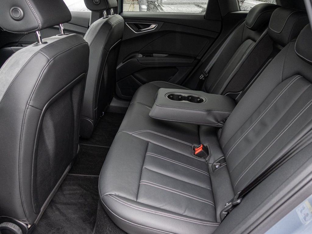 Audi Q4 e-tron 2025
