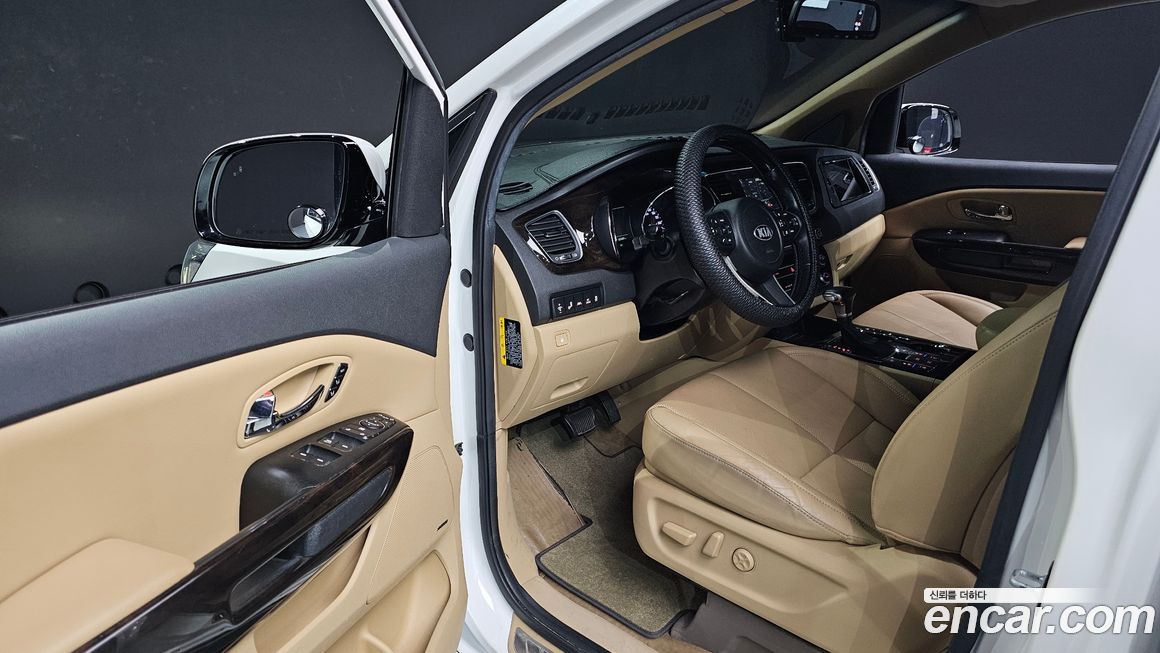 Kia Canival 2019