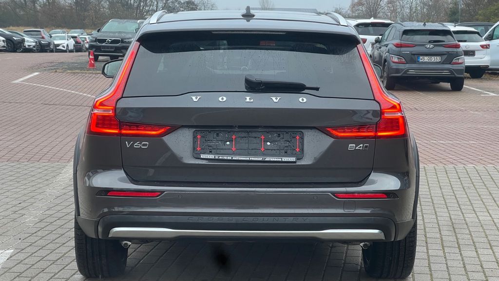 Volvo V60 2023