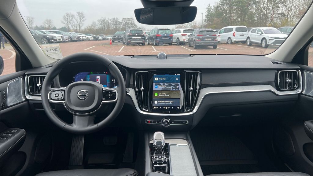 Volvo V60 2023