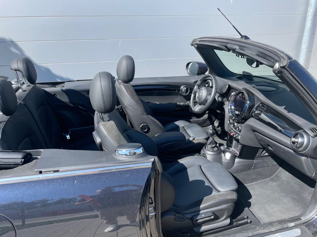 MINI Cooper Cabrio 2021