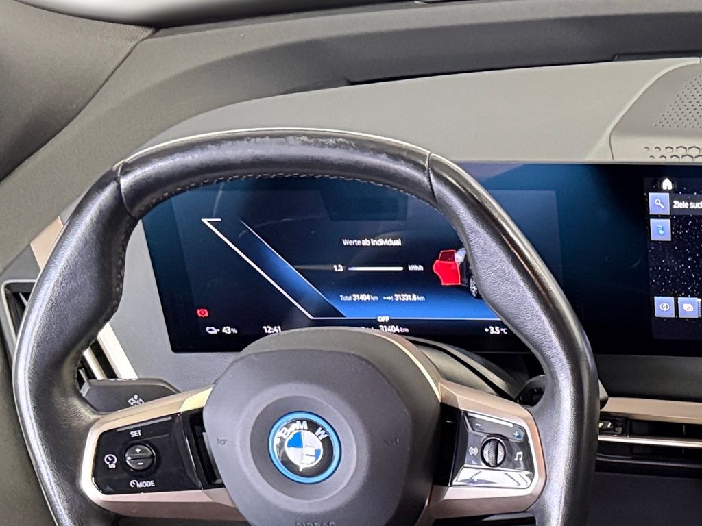 BMW iX 2022