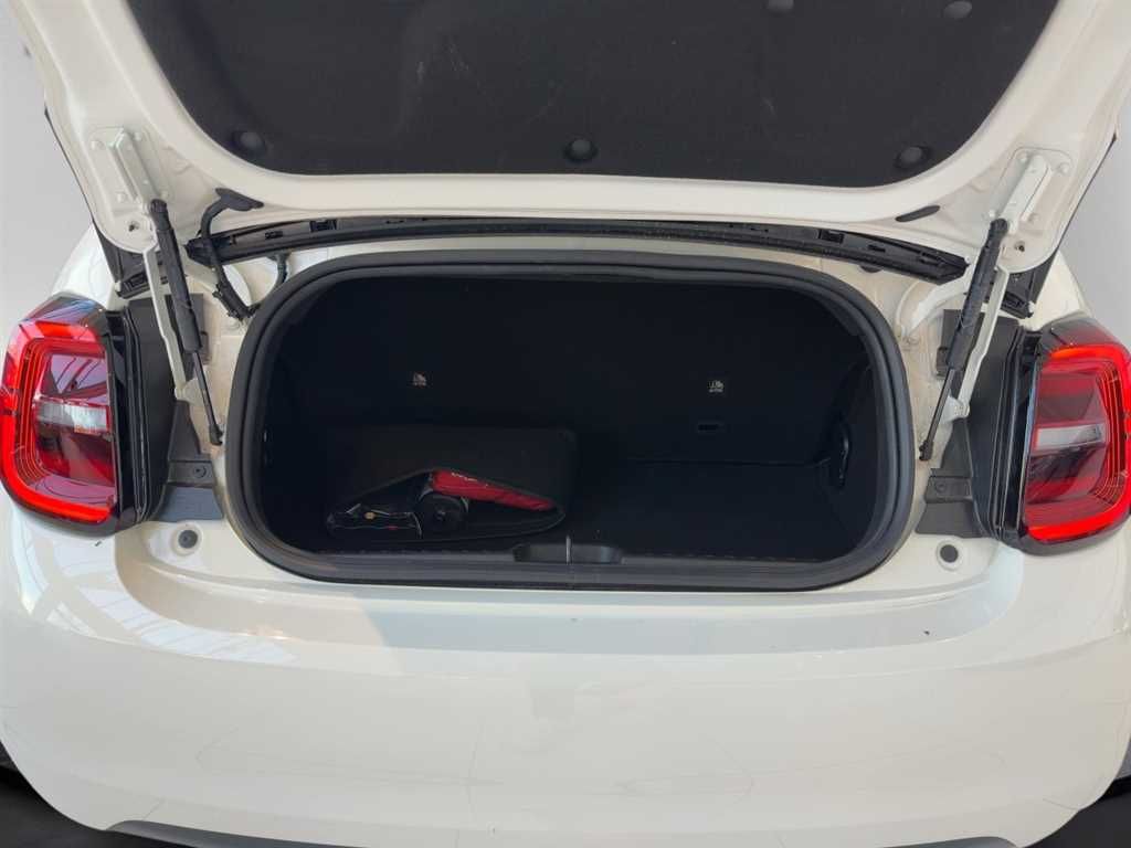 Fiat 500 2023