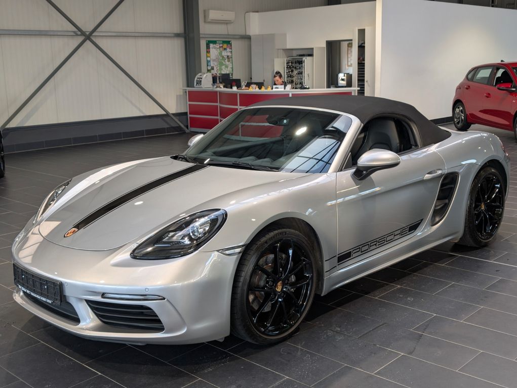 Porsche Boxster 2023